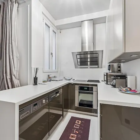 Apartment Trocadero