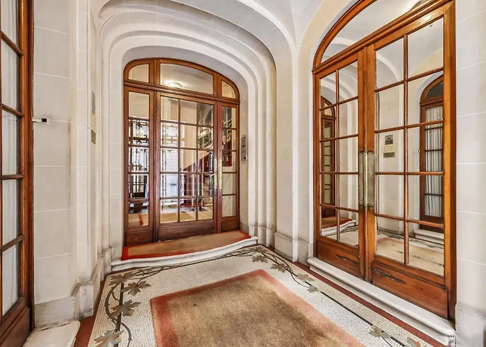 Trocadero Apartment *