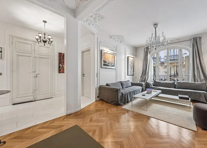Trocadero Apartment *