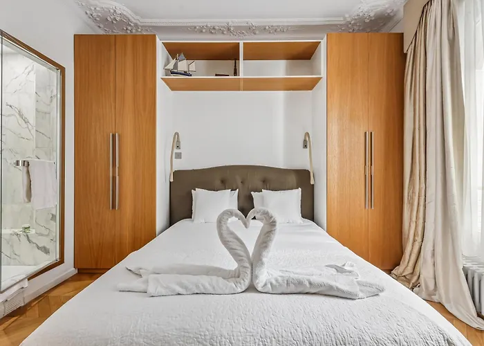 Apartment Trocadero Paris